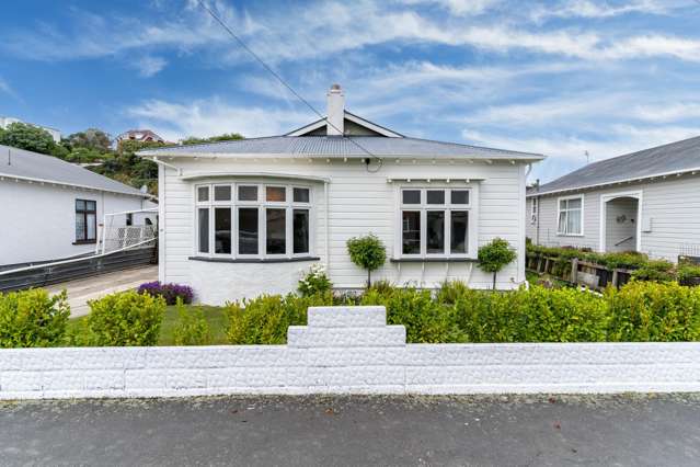 Charming Family Home in Tainui