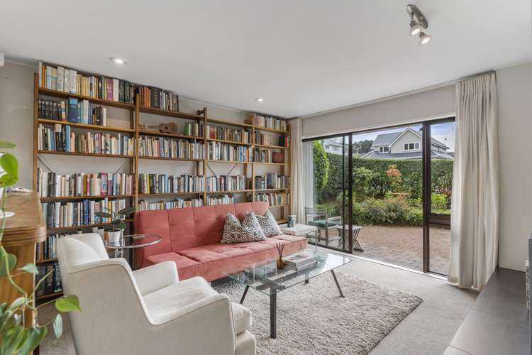 2a Heywood Crescent Epsom_10