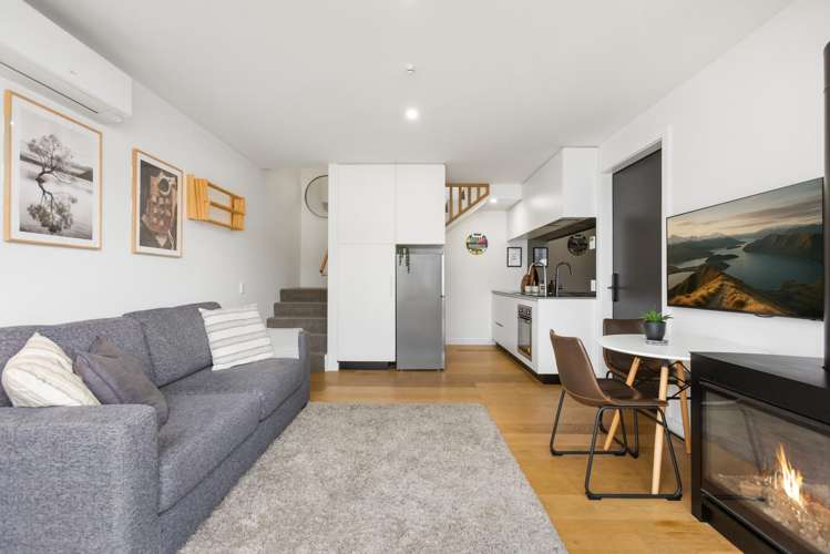 17C Kidds Way Albert Town_6