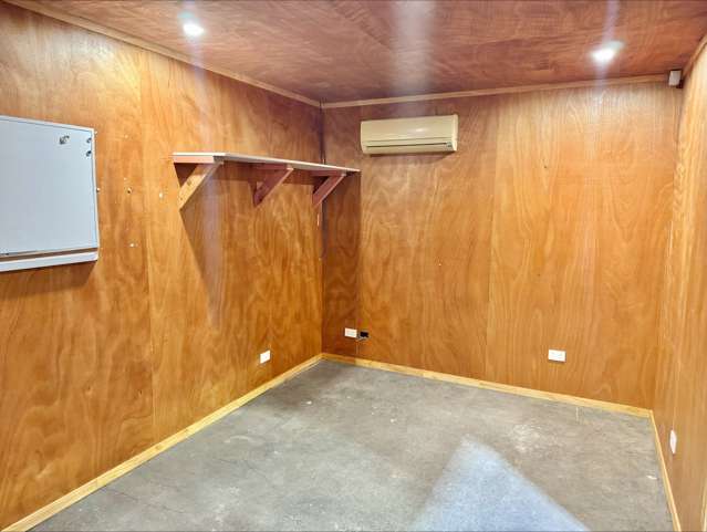 Unit 1, 154 Queen Street Cambridge_4