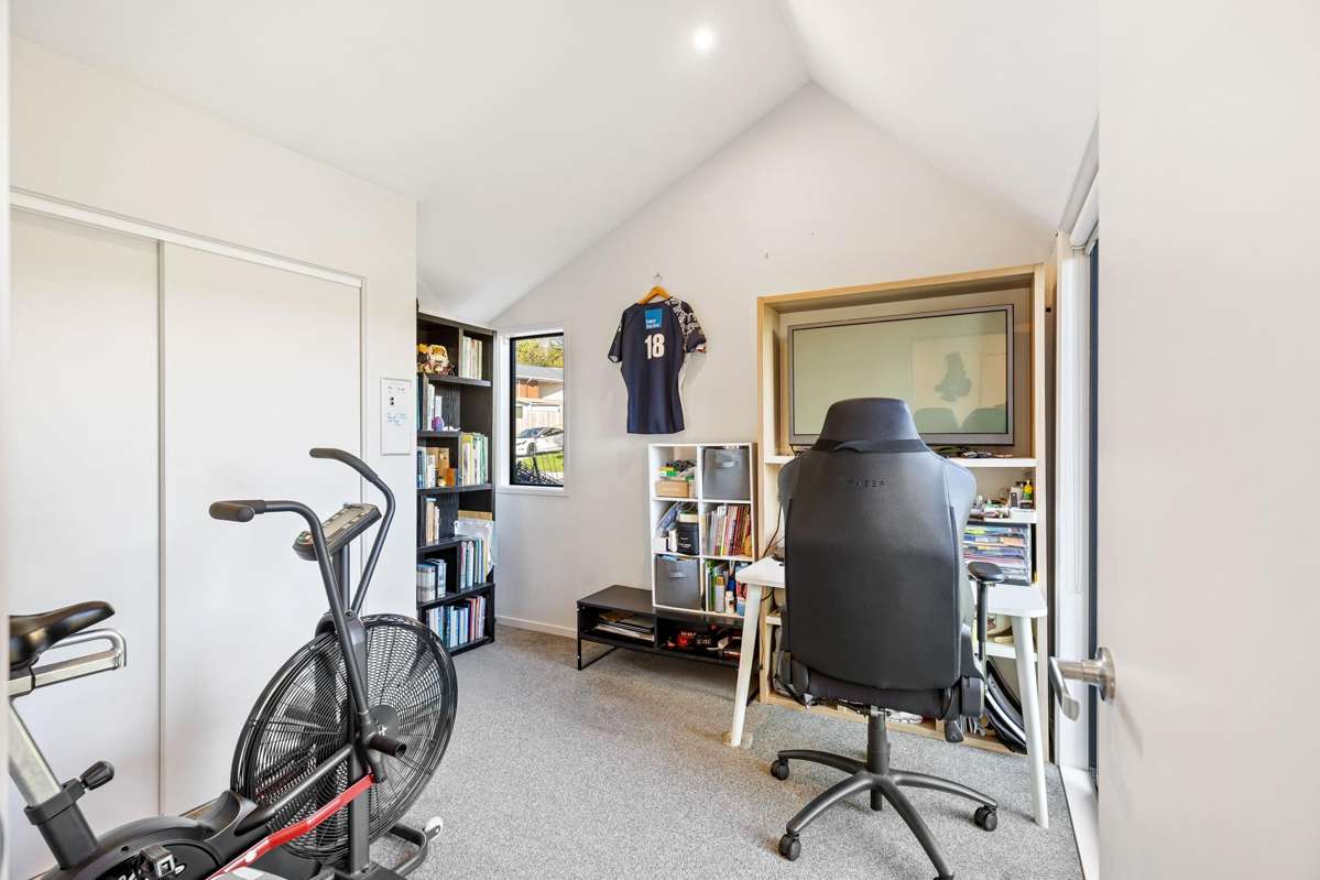 49A Hatherlow Street_5