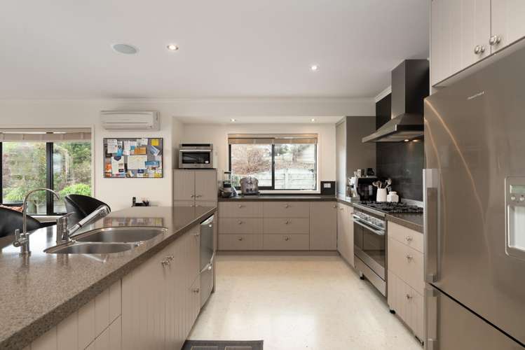 29 Riverstone Drive Welcome Bay_12