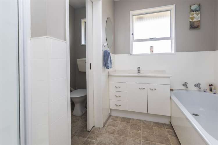 24 Talltree Avenue Avonhead_14