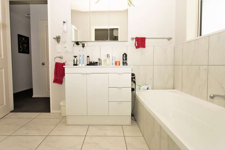 67 Mauger Drive Heathcote Valley_19