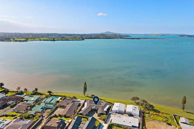 76 Bramley Drive Farm Cove_3