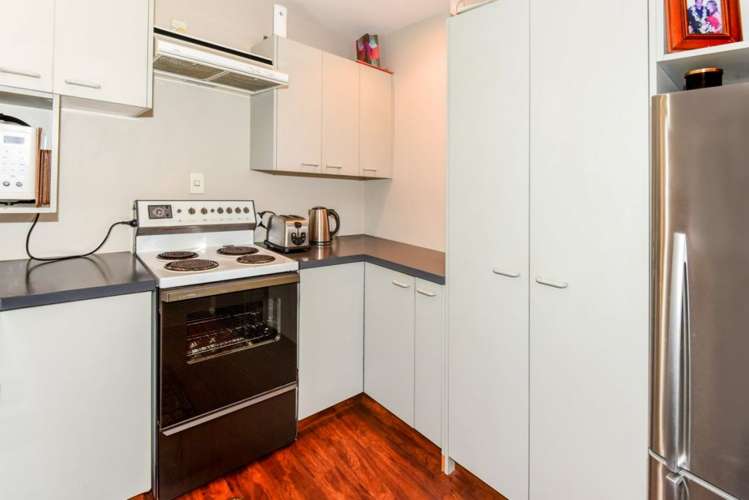 4/89 Brougham Street Addington_11