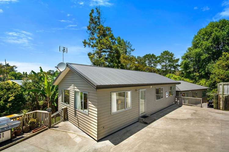 12a Withers Road Glen Eden_0