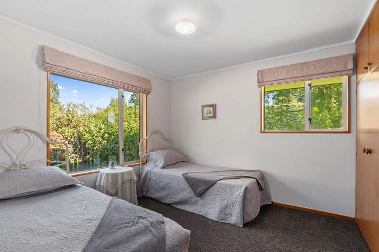 238 Beach Road East Elgin_12