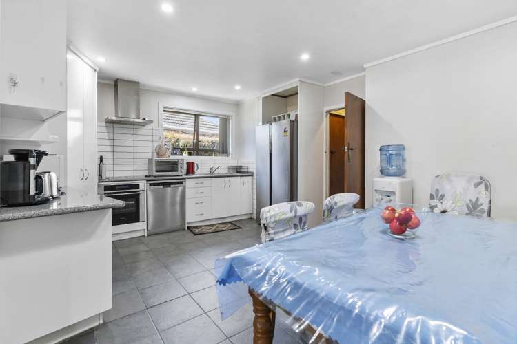 39 Mcannalley Street Manurewa_5