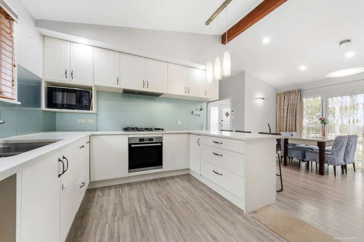 109 Reeves Road Pakuranga Heights_7