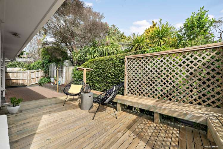 1/7 Leigh Terrace Glenfield_9