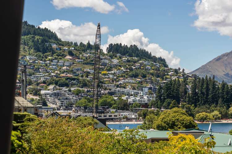 704/34 Lake Esplanade Queenstown_15