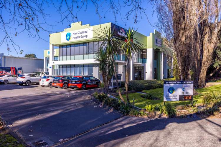 60 Hugo Johnston Drive Penrose_13