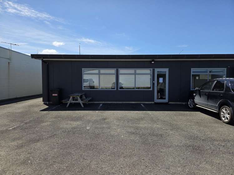 61 Victoria Street Hawera_11