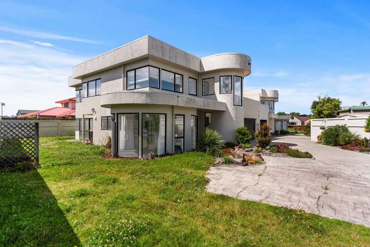 9 Santorini Key Papamoa_2