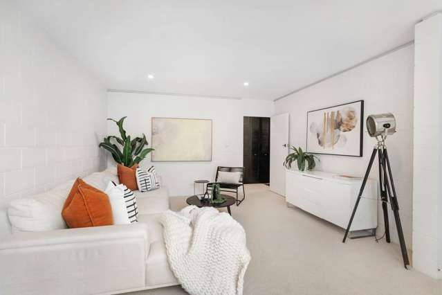 2/13 Kororo Street Northcote_2