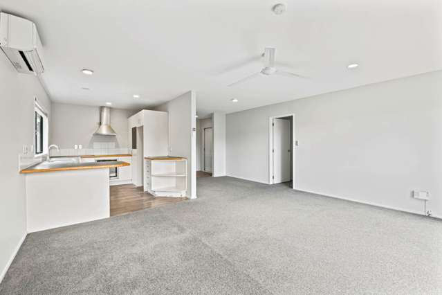 2/62 Marlborough Avenue Glenfield_1