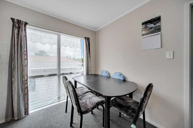 1/65 Etherton Drive Manurewa_3