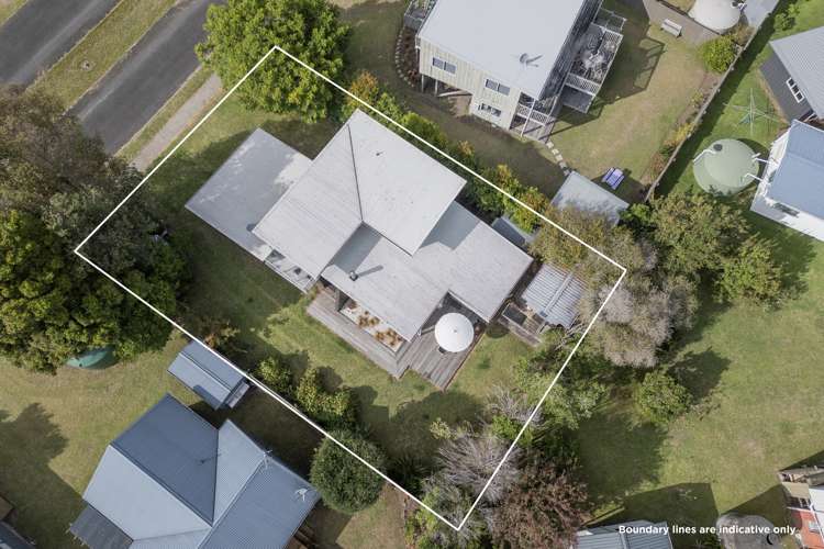 17 Morcom Drive Cooks Beach_21