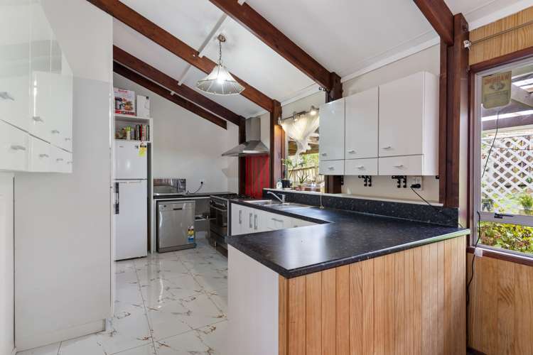 26 Eugenia Rise Totara Heights_9