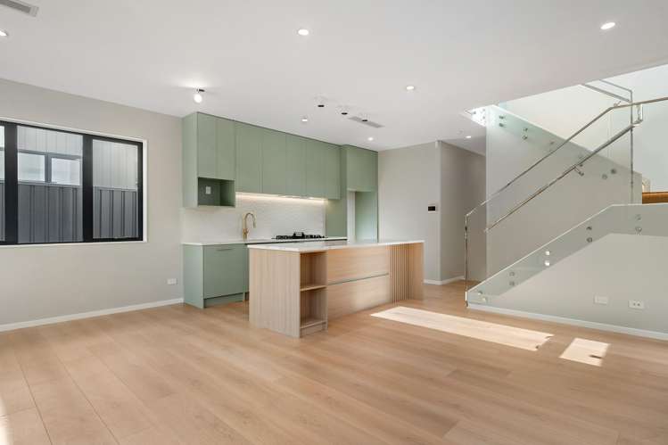 13 Wira Lane_1