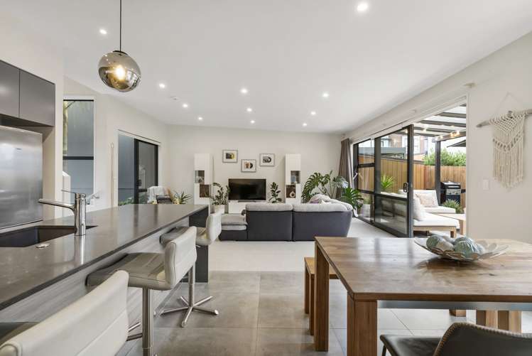 4 Gateway Avenue Beachlands_7