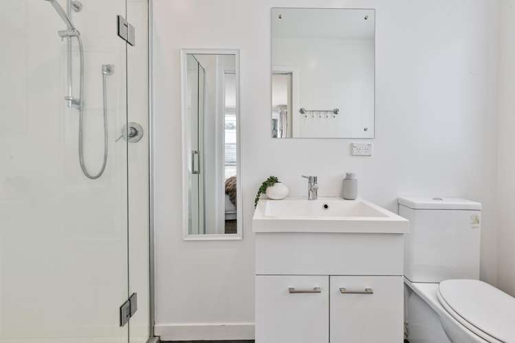 11a Pinkerton Grove Newlands_8