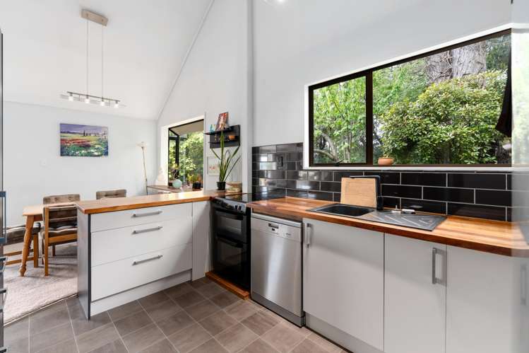 99 Main South Road East Taieri_8