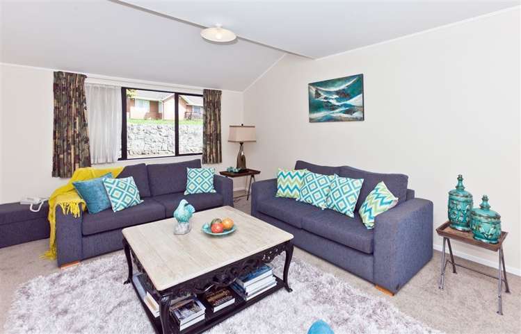 16 Cebalo Place Mount Wellington_10