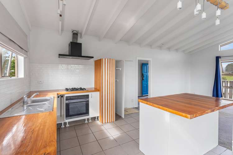 62 Toi Street Otaki Beach_5