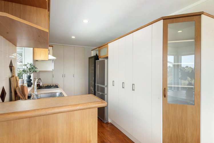 7 Charmaine Road Torbay_7