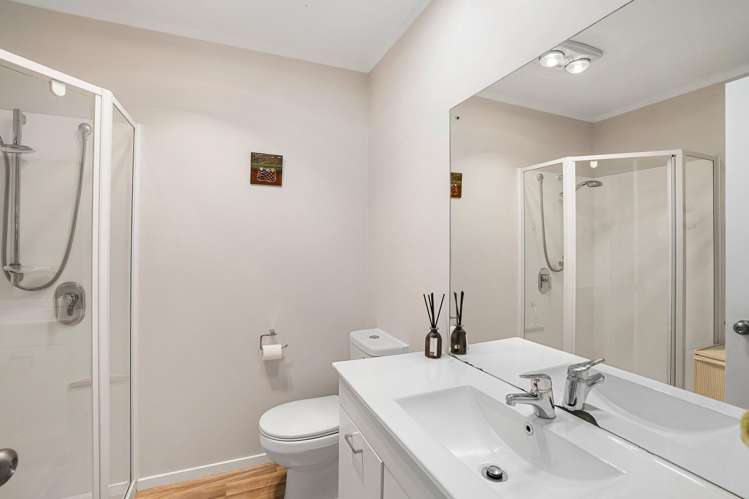 2/49 Dalwhinnie Parade Highland Park_8