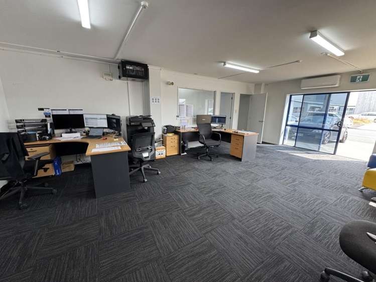 Tenancy 1&2, 39-43 Northway Street Te Rapa_1