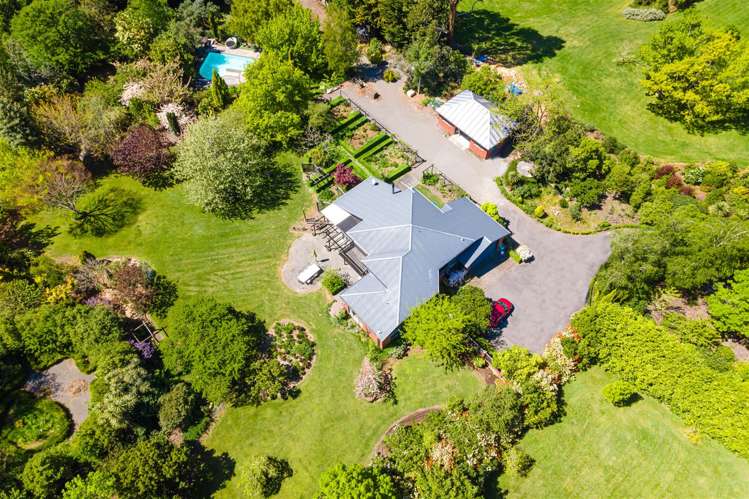 8 Glenbrae Place Loburn_28