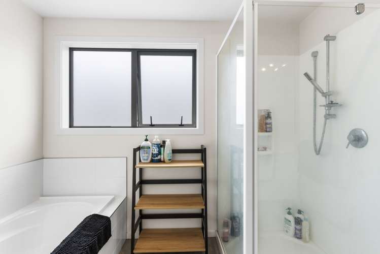 5 Trosk Place Waiuku_14