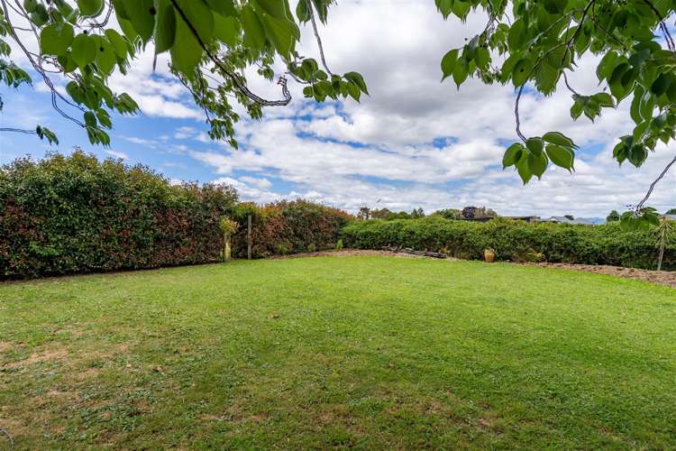 423 High Street South Carterton_2