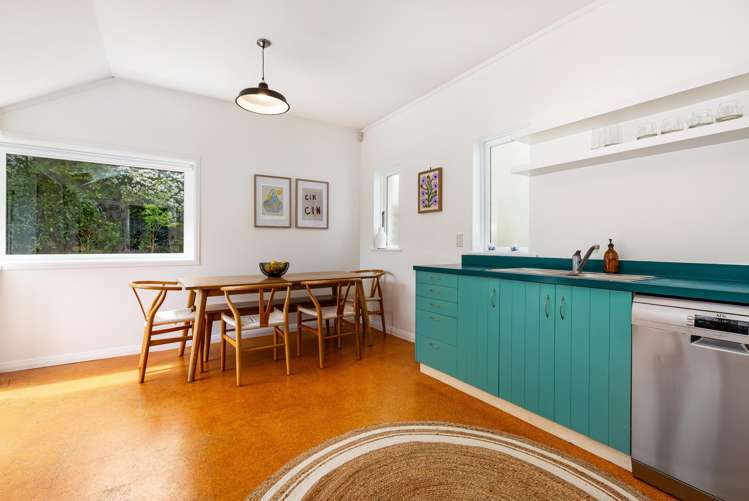 24 Chilka Street Berhampore_9