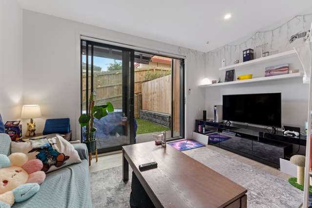 17/694 Whangaparaoa Road Stanmore Bay_4