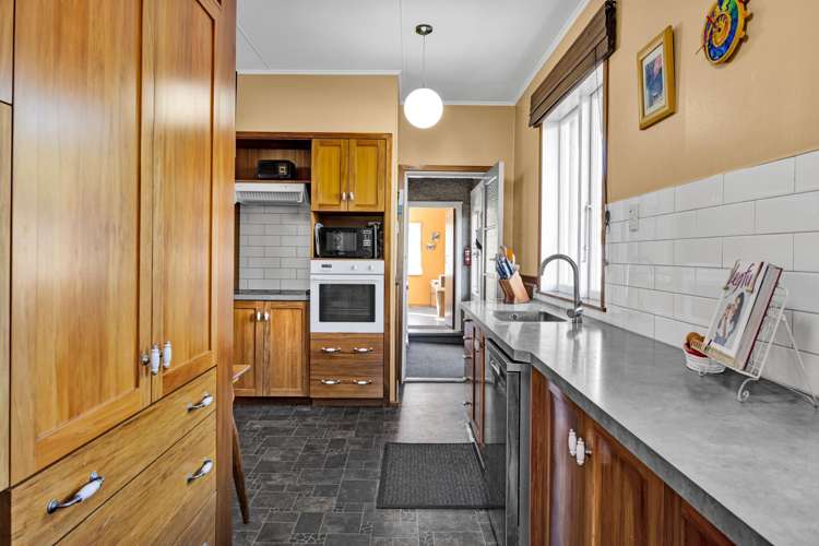70 Collins Street Hawera_15