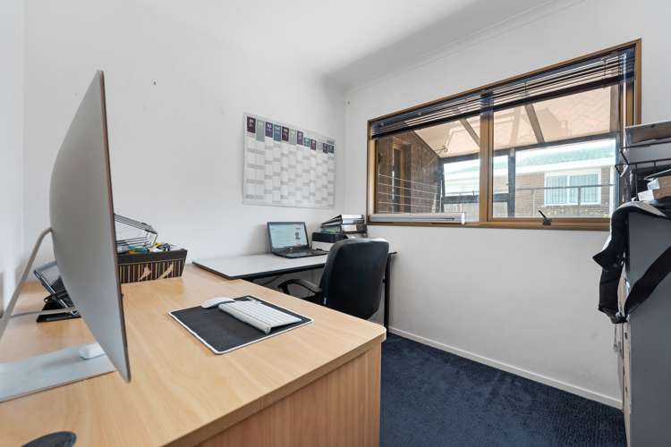 20 Tiverton Crescent Whalers Gate_11