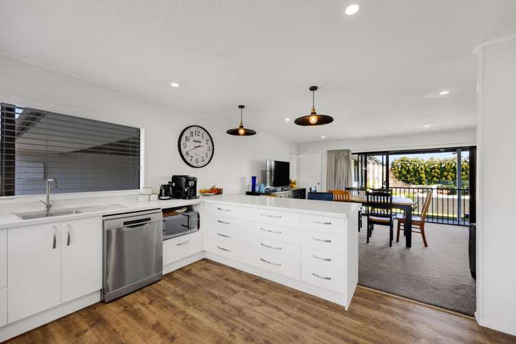 13A Karamea Street Whalers Gate_8