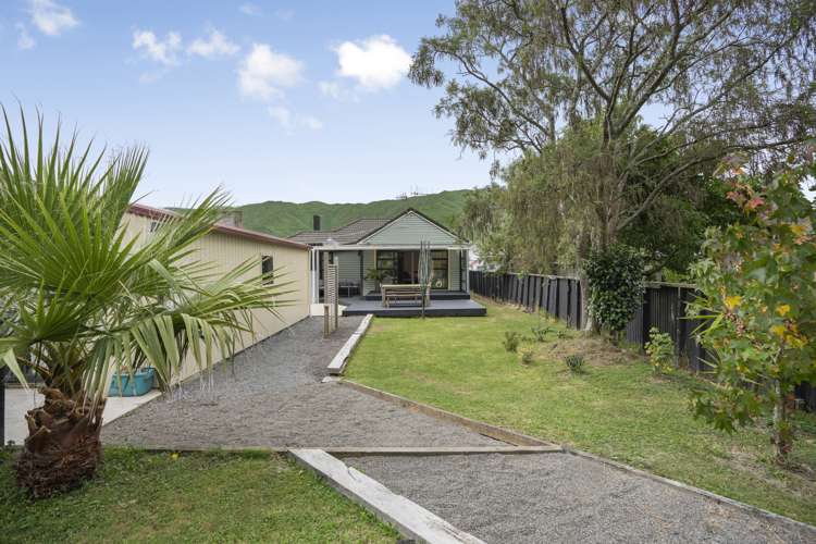 26 Dover Road Wainuiomata_14