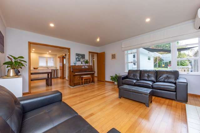 35 Queen Mary Avenue New Lynn_3