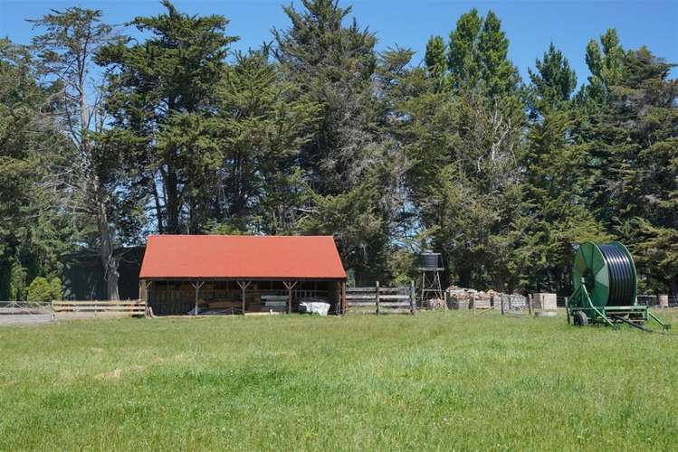 25 Jessons Road Harewood_17