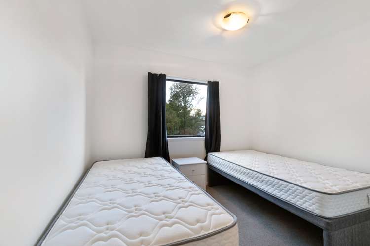 24b Dart Place Fernhill/Sunshine Bay_17