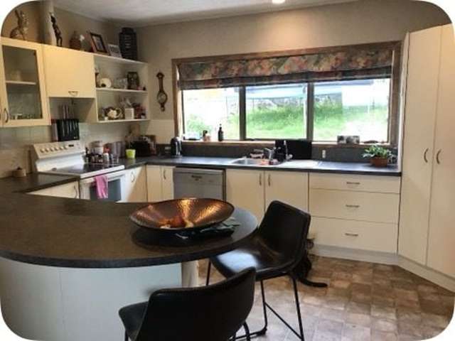 12 Raymond Street Bluff_2