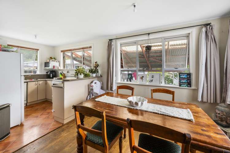 14 Read Crescent Clive_5