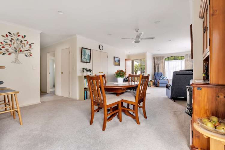 16/285 Vaughan Road Owhata_15