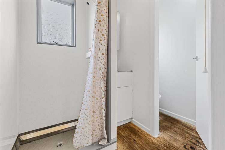 24 Rauparaha Street Marokopa_14