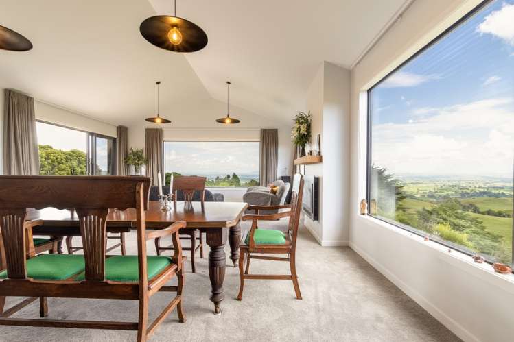 33 Tiwarawara Lane Puketotara_11